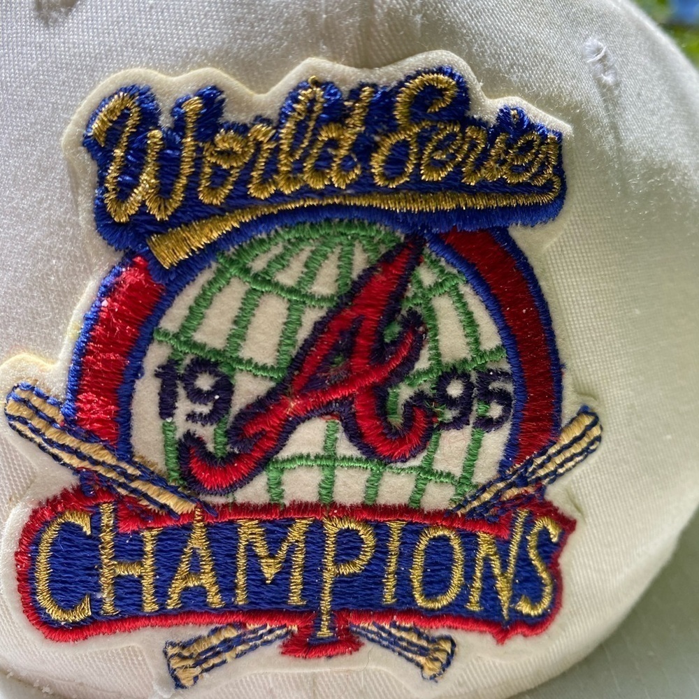 1995 Atlanta Braves World Series Champions Cap. Collectors item - Picture 2 of 8